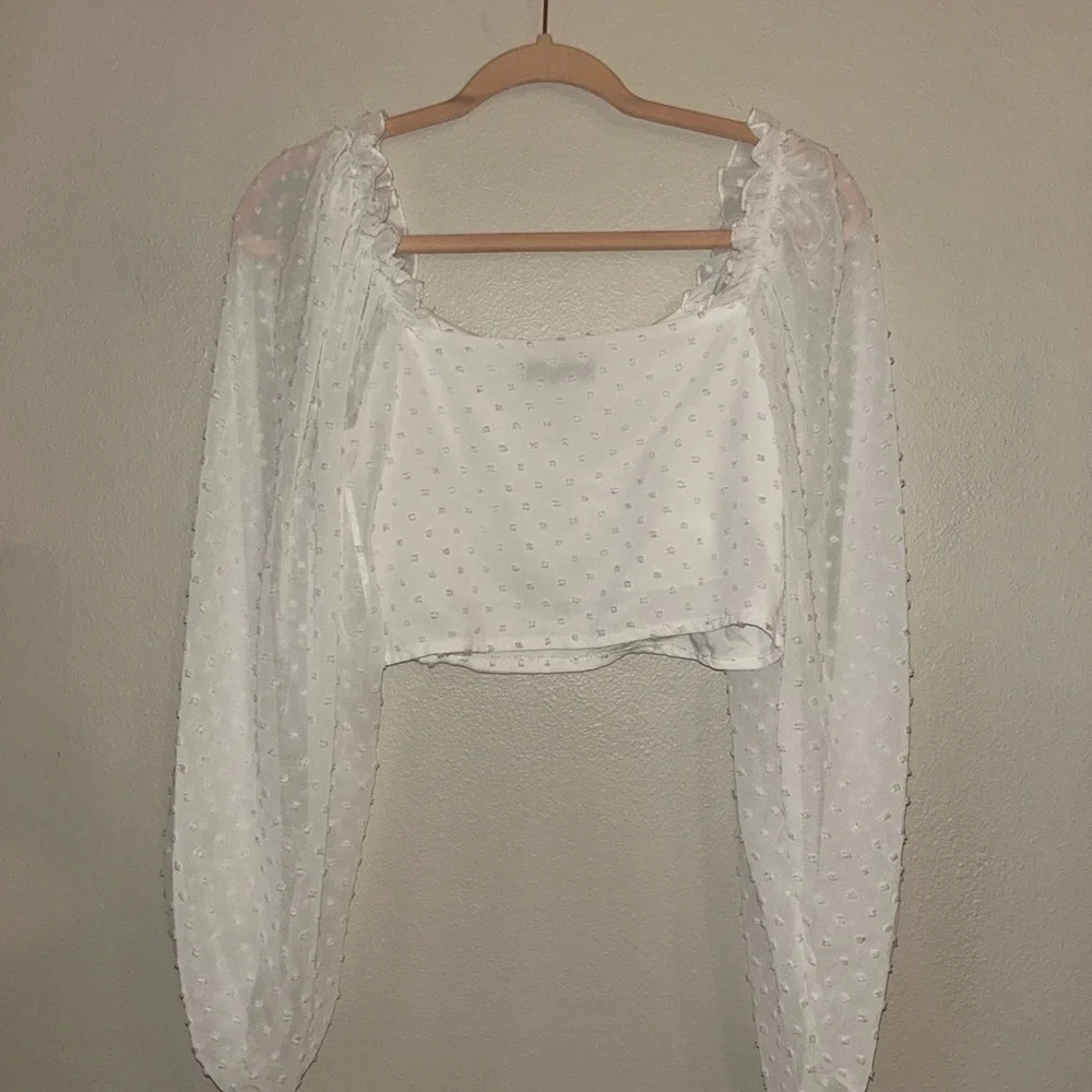 SHEIN White Swiss Dot Peasant Crop Top - Picture 7 of 7